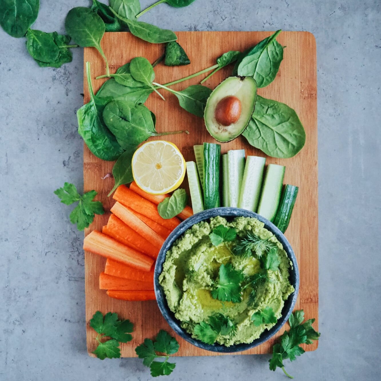 vihreä hapankaalihummus