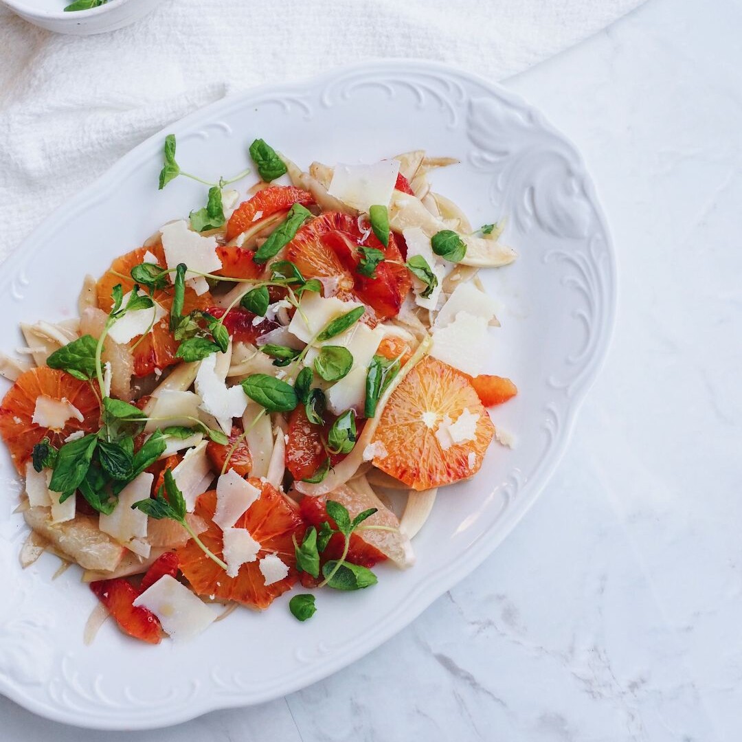 fenkoli-veriappelsiinisalaatti