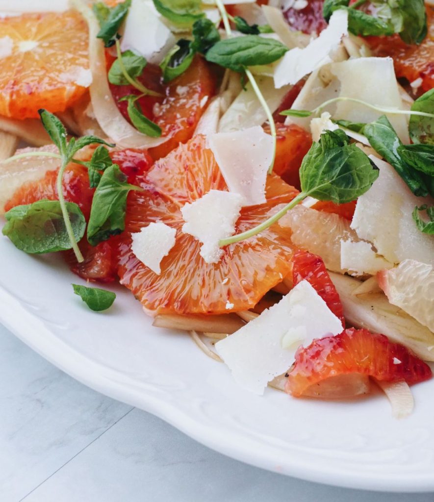 fenkoli-veriappelsiinisalaatti