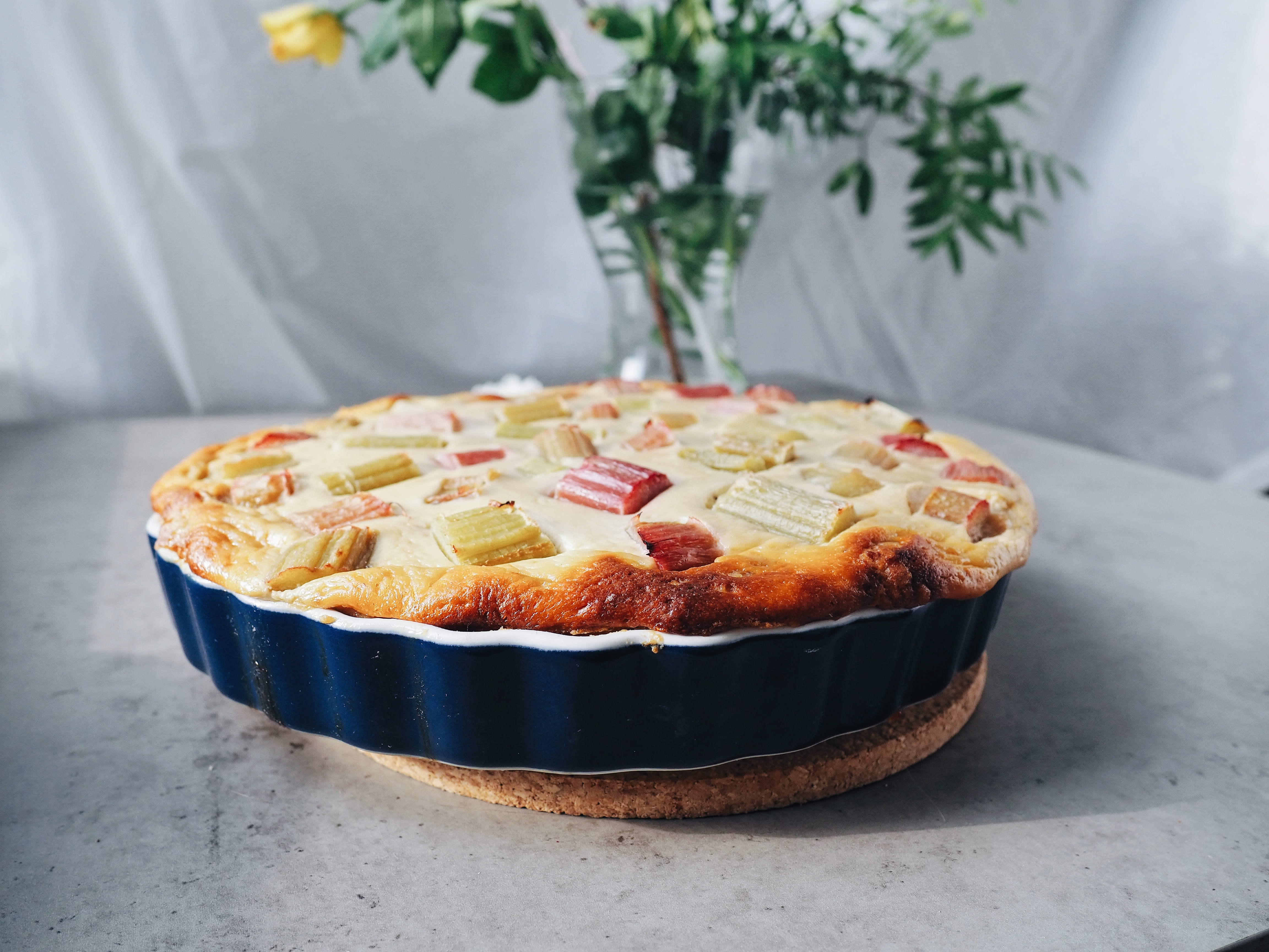 hapankaali raparperipiirakka