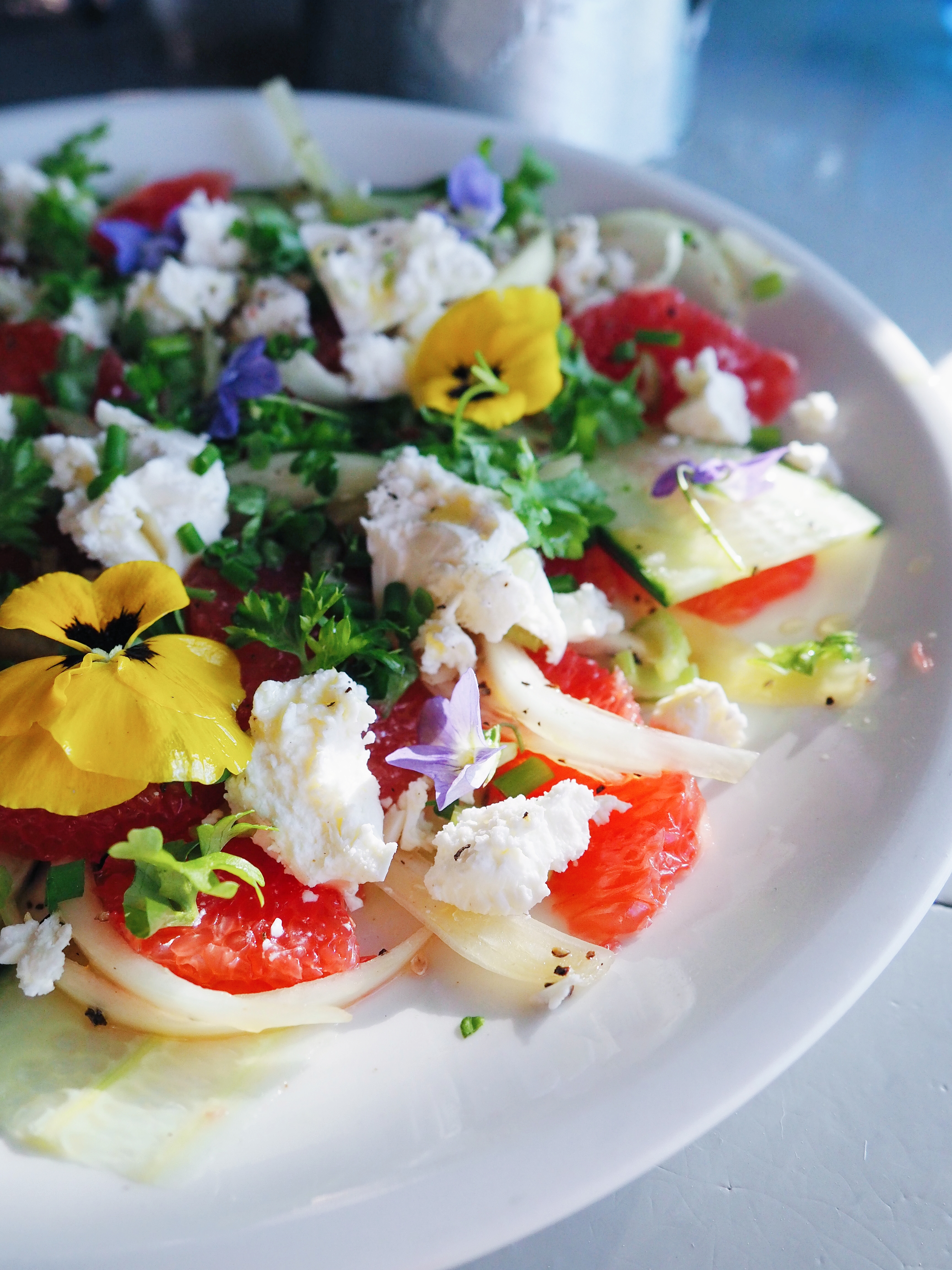 greippi-fetasalaatti