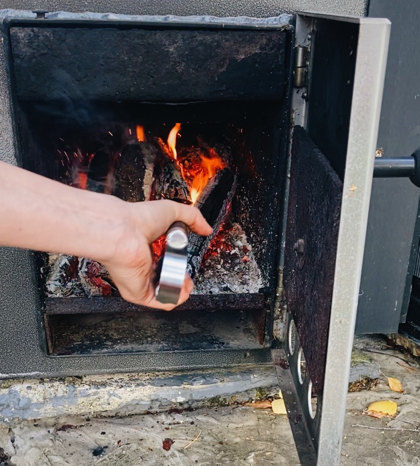 Hiilivoilla maustettu fenkolikeitto herkullisella fenkolihöysteellä