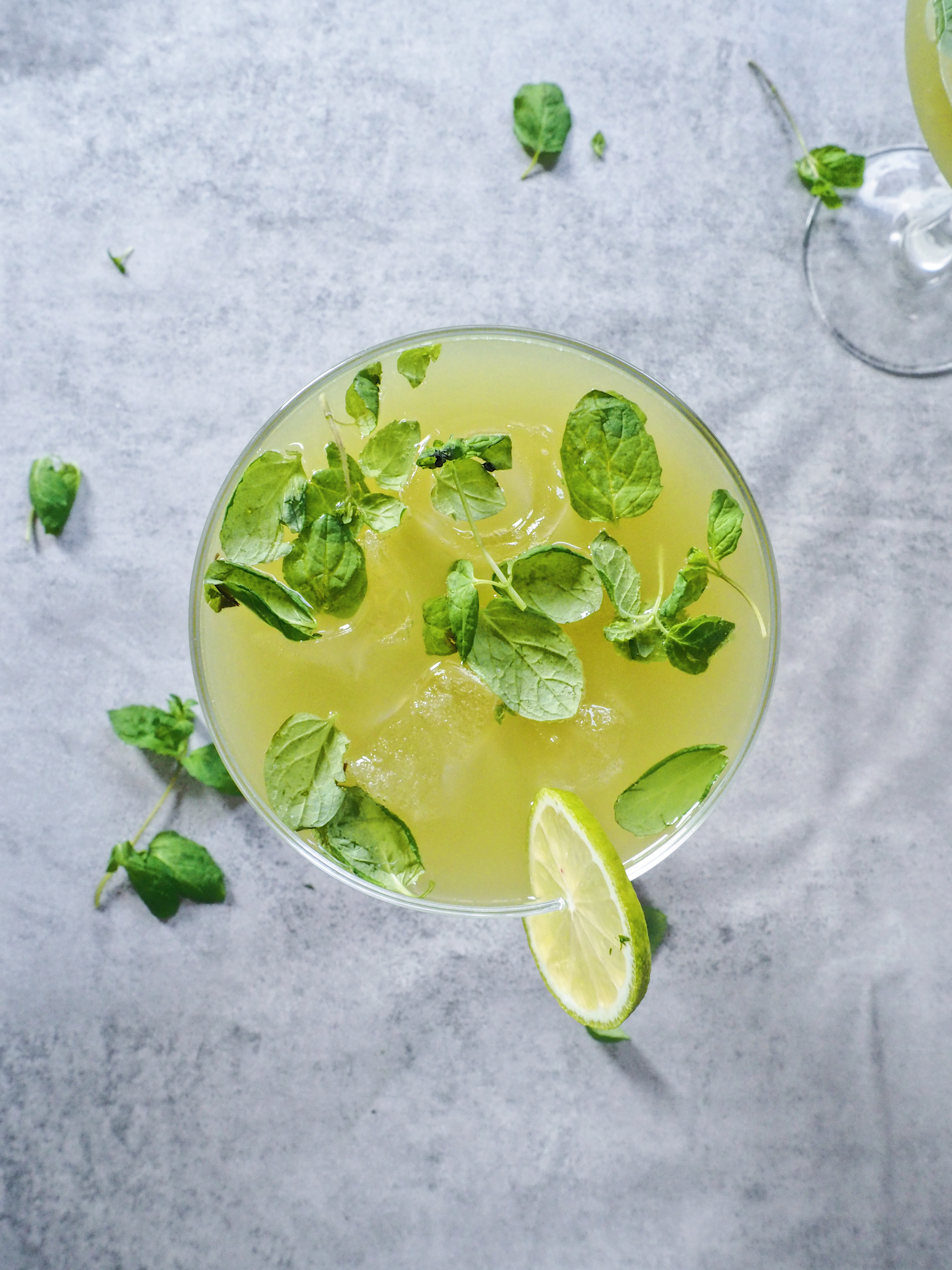 inkivääri-lime mocktail