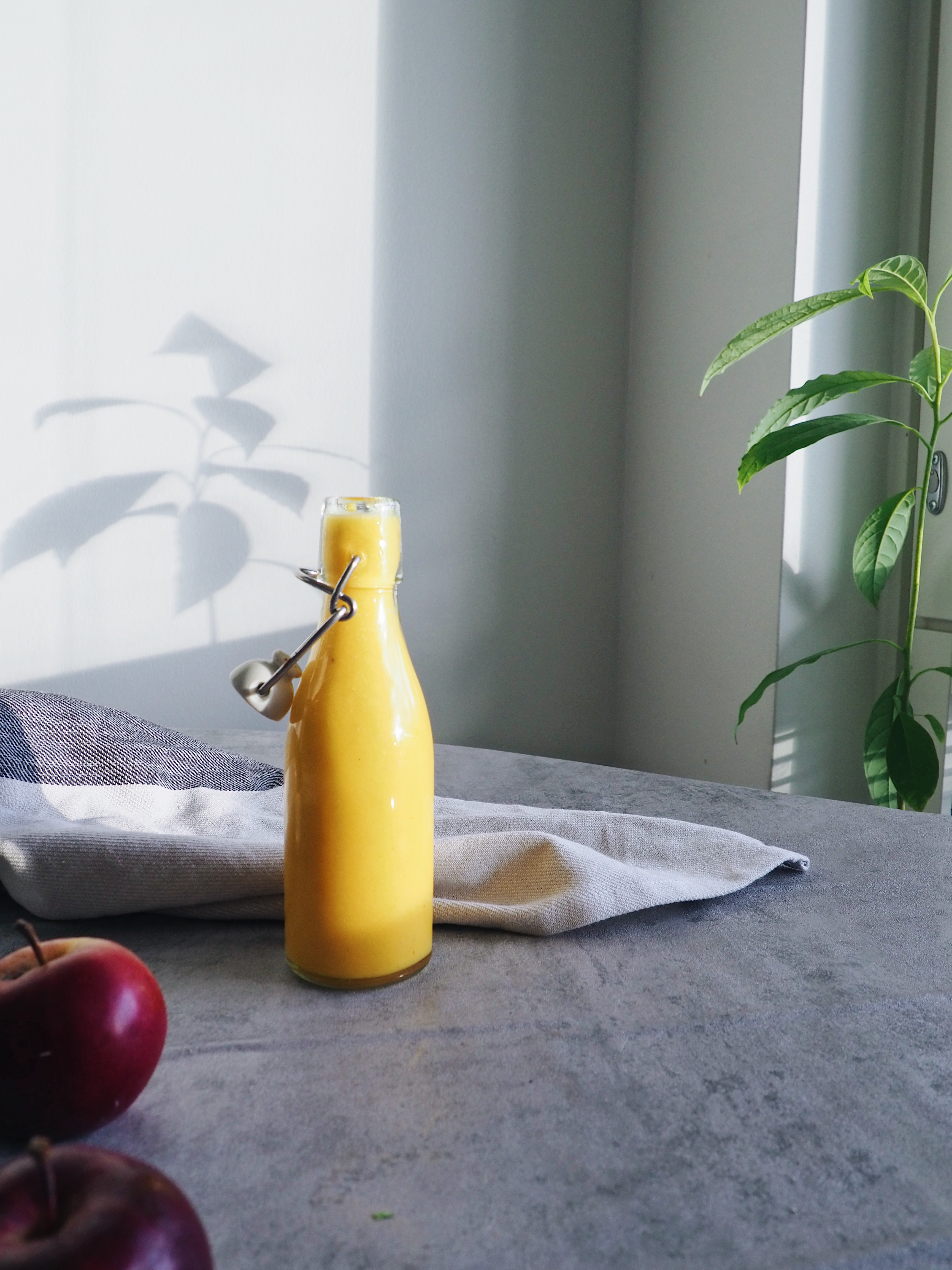 inkivääri-kurkumashotti