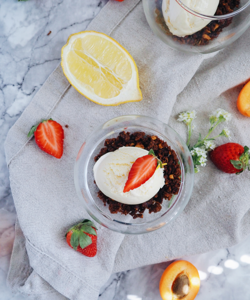 frozen yoghurt jogurttijäätelö