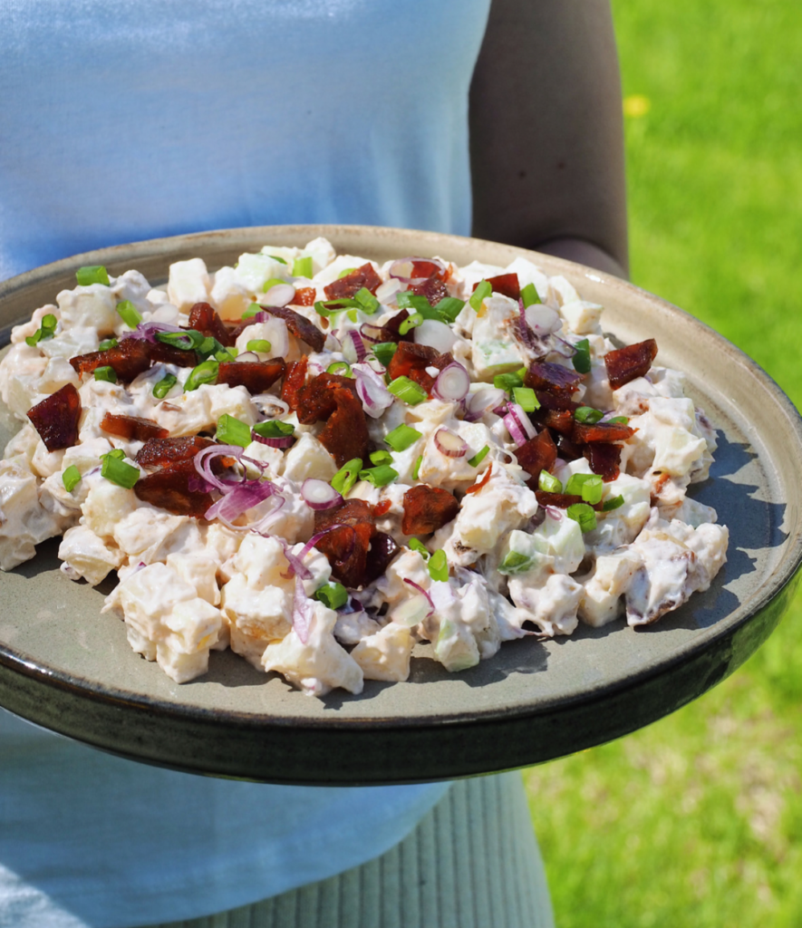 Chorizo-perunasalaatti